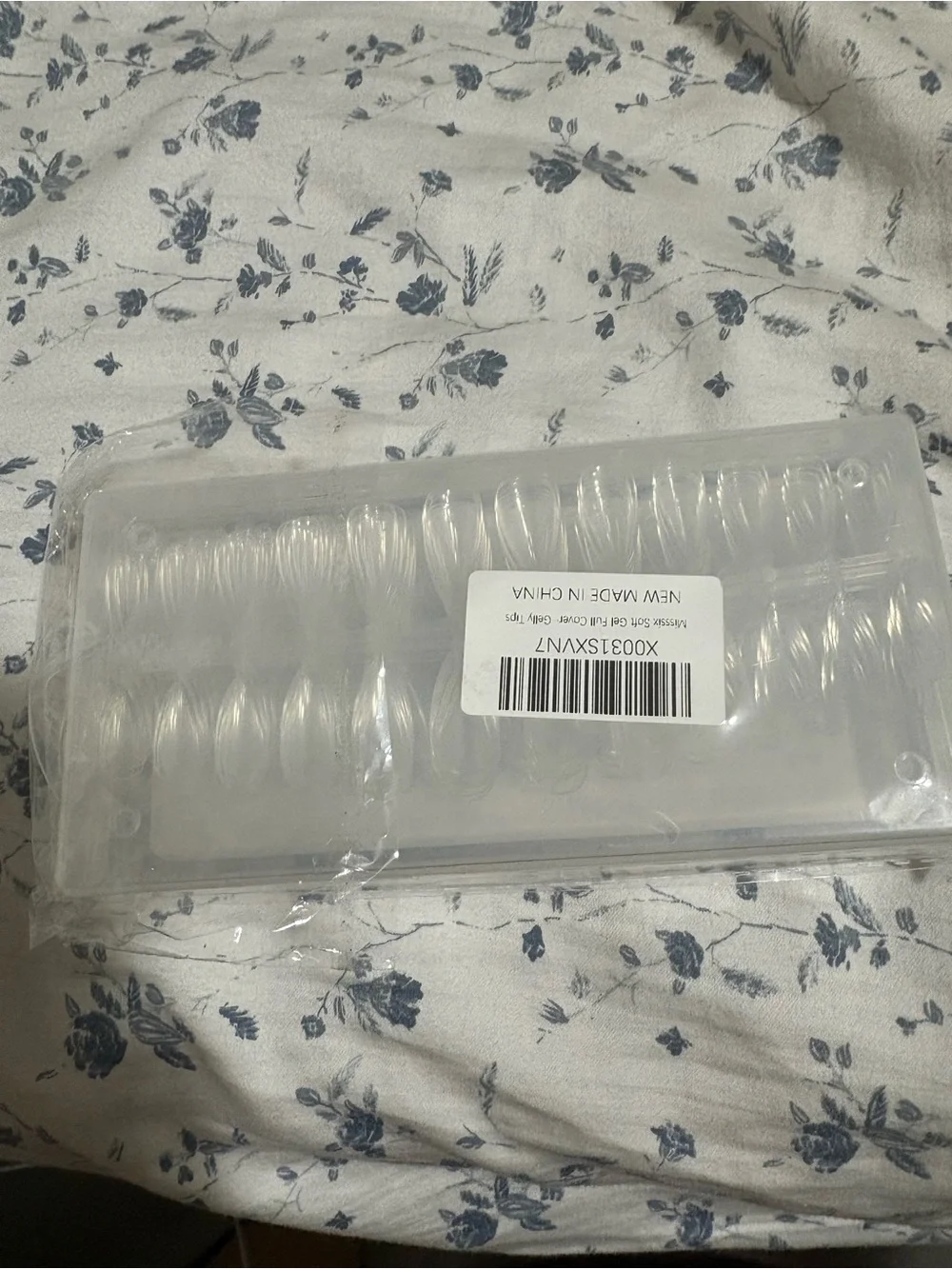 MISSSIX Soft Gel Nail Tips - Medium Almond - Never Touched - Picture 2 of 3